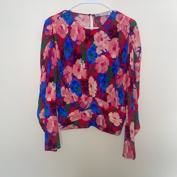 Zara Red and Blue Floral Set Blouse and Pants Size Small - Picture 4 of 15